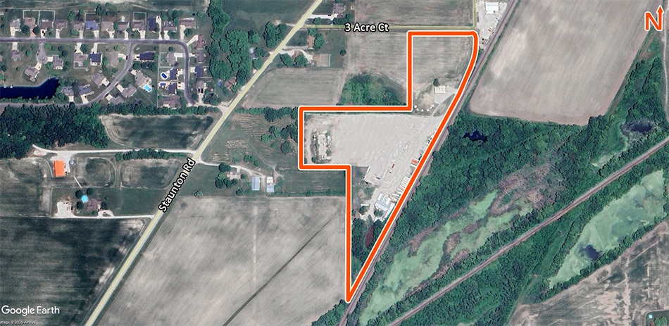 11.31 Acre Site - Multiple Buildings portfolio of 2 properties for sale on LoopNet.ca - Building Photo - Image 1 of 2