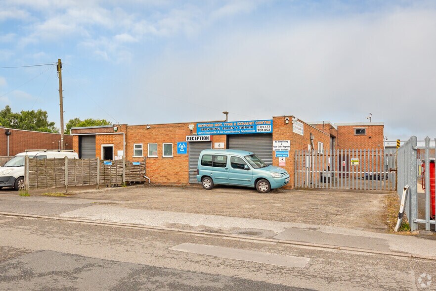 4-4A West Carr Industrial Estate, Retford à vendre - Photo principale - Image 1 de 2