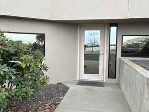 7409 W Grandridge Blvd, Kennewick, WA à louer Photo intérieure- Image 1 de 7