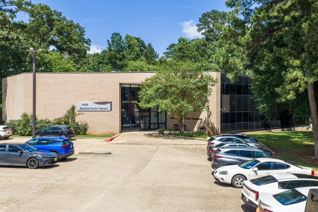 Plus de détails pour Towers & Terrace Medical Buildings – Bureau aux enchères, Nacogdoches, TX