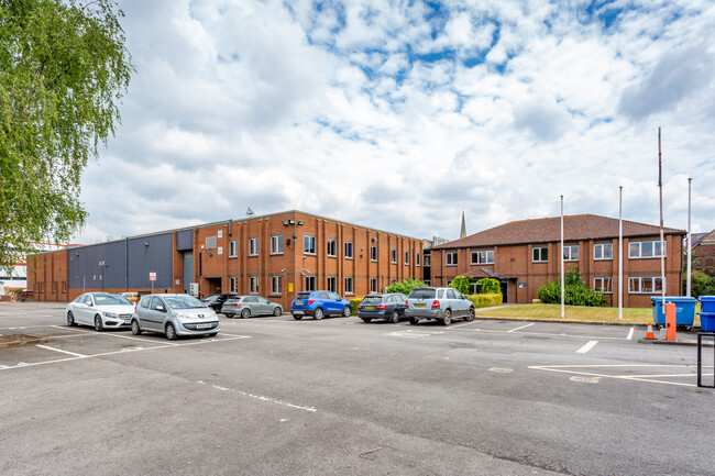 Plus de détails pour Kingsholm Business Park, Gloucester - Bureau à louer