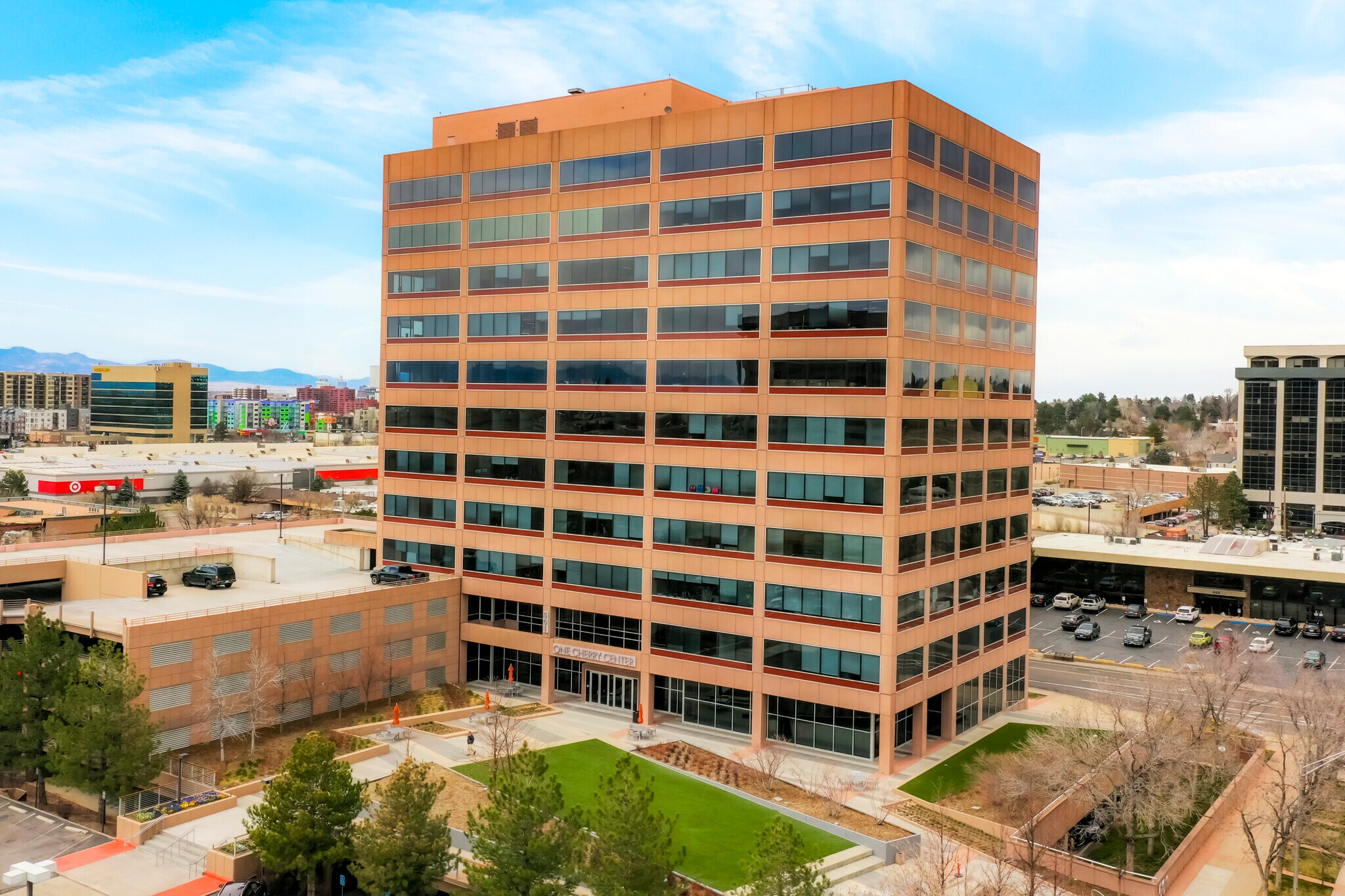 501 S Cherry St, Denver, CO à louer Photo du bâtiment- Image 1 de 78