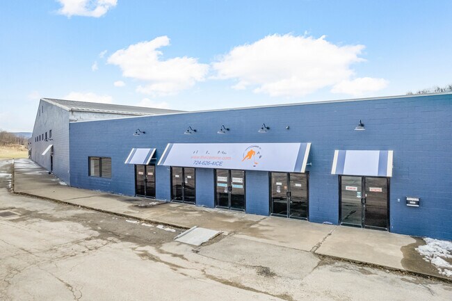 Plus de détails pour 5001 W Crawford Ave, Connellsville, PA - Industriel à vendre