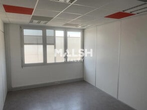 Office in Chassieu for lease Interior Photo- Image 2 of 11