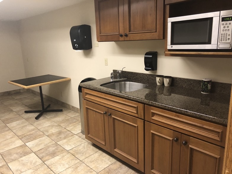 4885 S 900 E, Salt Lake City, UT for lease - Interior Photo - Image 3 of 71