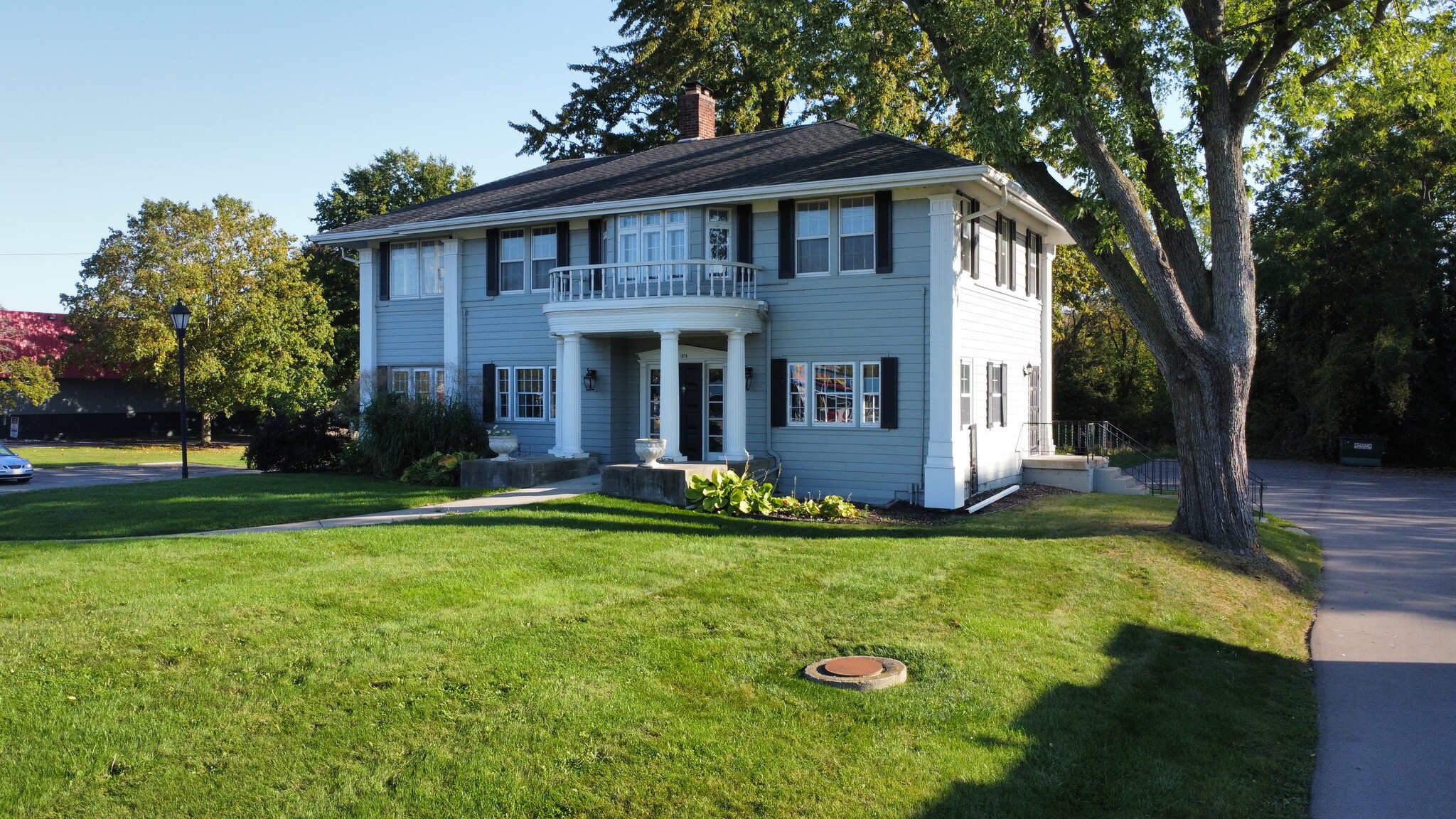 1070 E Main St, Owosso, MI for sale Primary Photo- Image 1 of 12