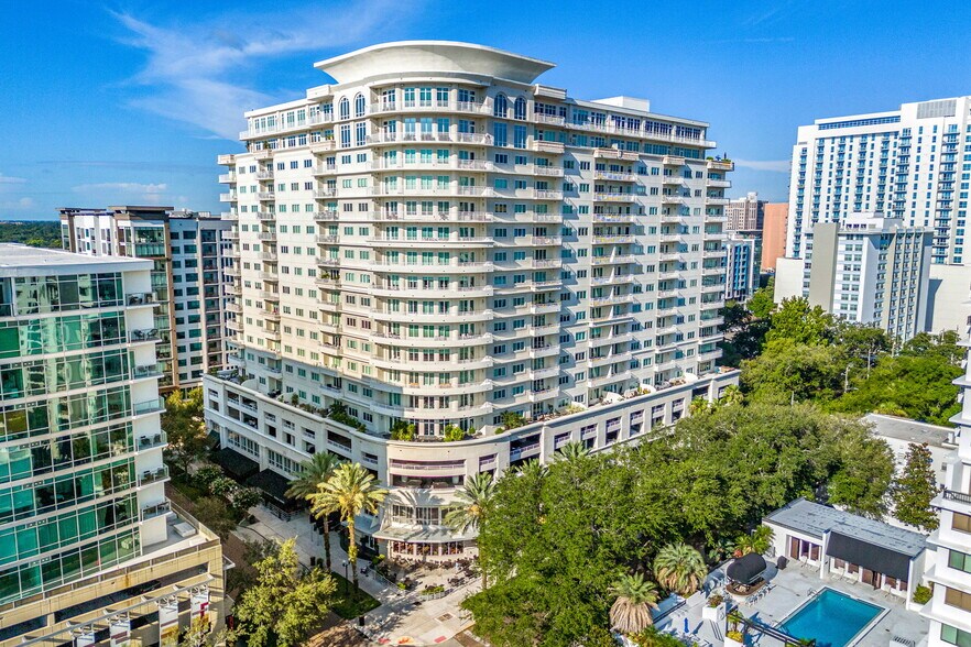 100 S Eola Dr, Orlando, FL à louer - Photo principale - Image 1 de 46