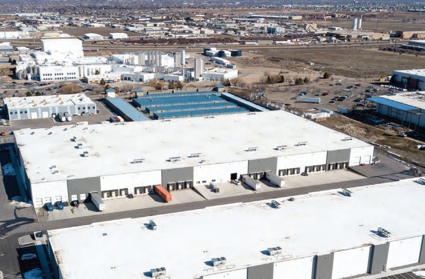 6303 W Dannon Way, West Jordan, UT à louer - Photo du bâtiment - Image 1 de 11