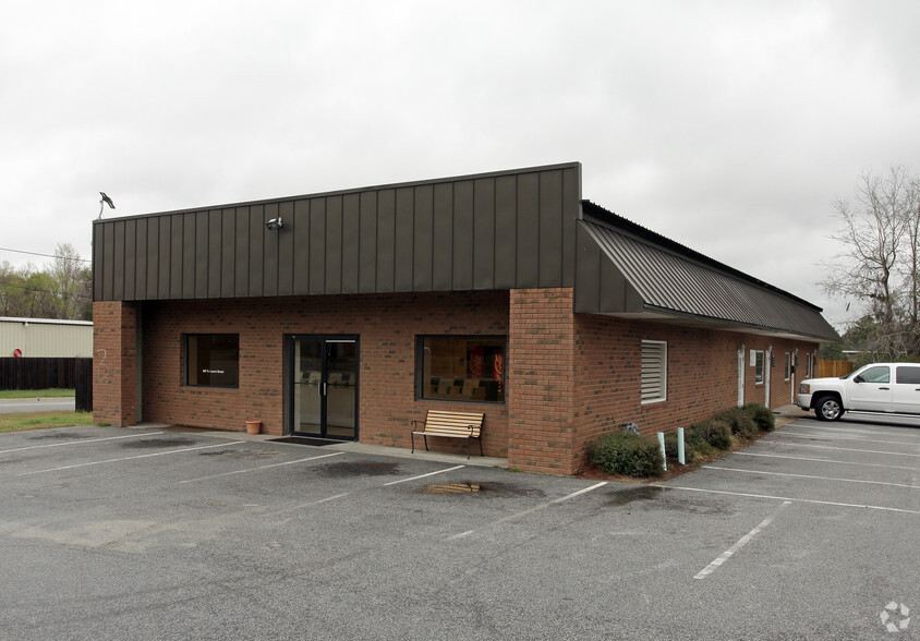 807 S Laurel St, Springfield, GA for lease - Building Photo - Image 3 of 29