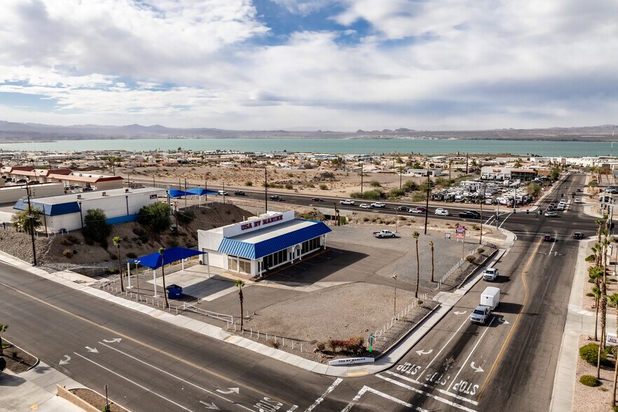951 Lake Havasu Ave N, Lake Havasu City, AZ à vendre - Photo du bâtiment - Image 3 de 64
