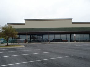 1402-1498 W Old Highway 40, Odessa, MO for lease Interior Photo- Image 1 of 4