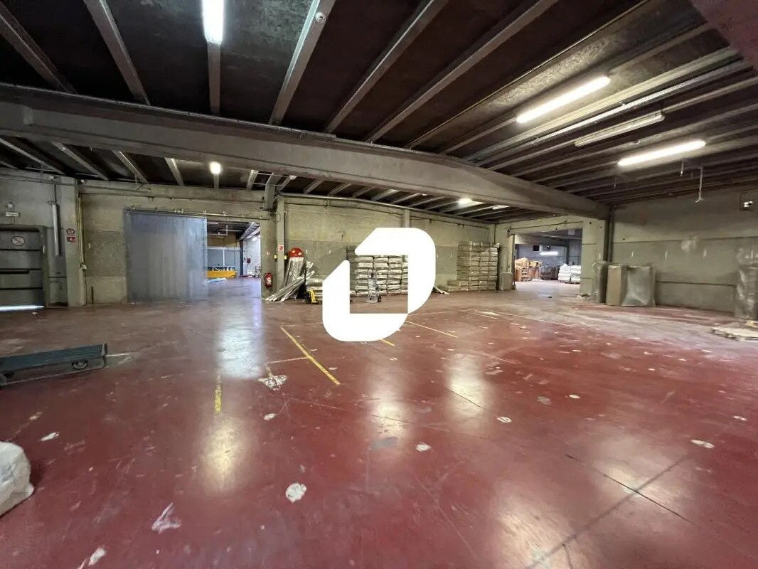 Flex in Halluin for lease Interior Photo- Image 1 of 12