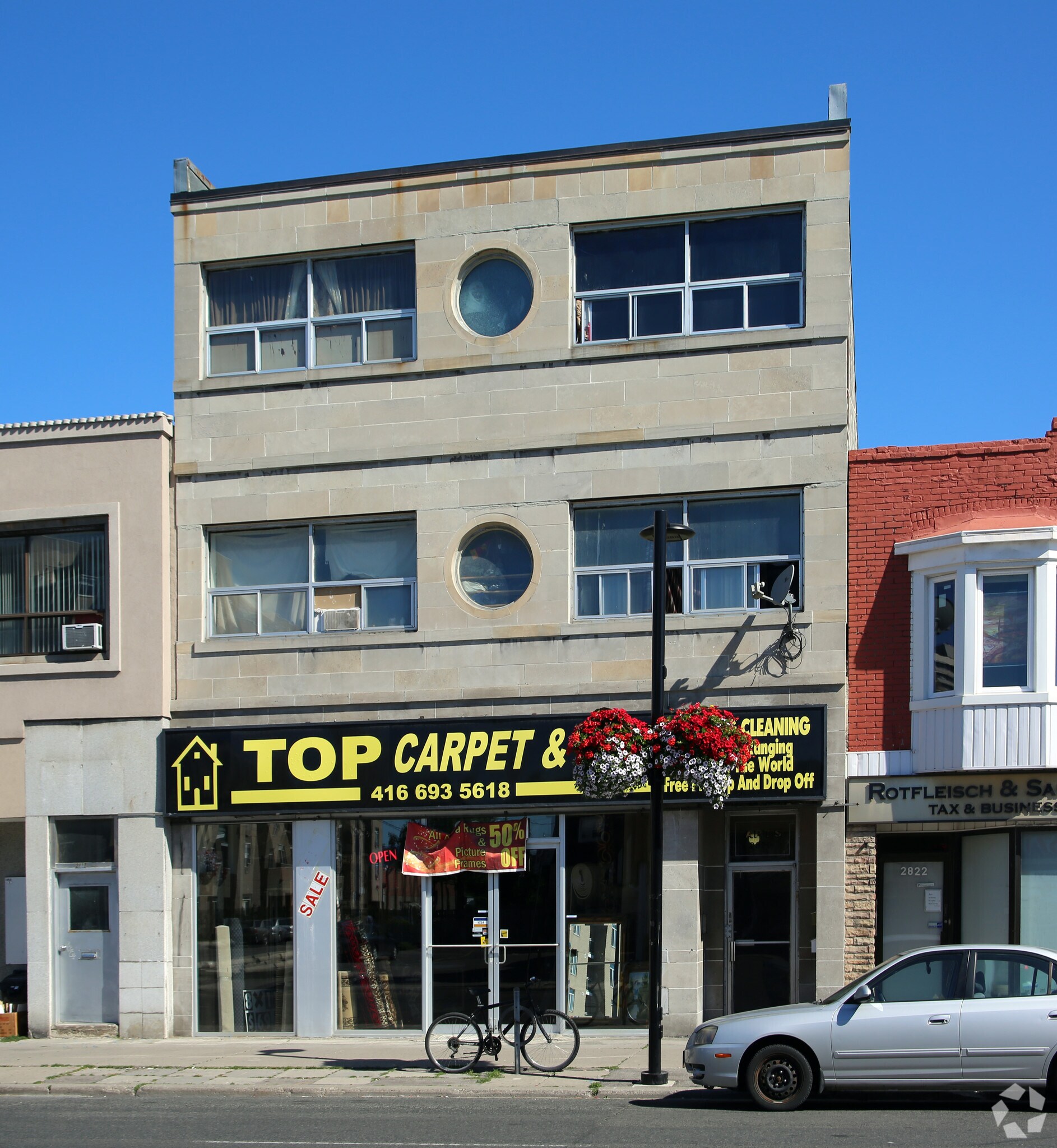 2820 Danforth Ave, Toronto, ON à louer Photo principale- Image 1 de 4