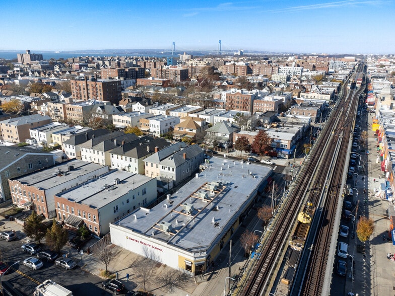 2384 86th St, Brooklyn, NY à vendre - Photo du bâtiment - Image 3 de 10