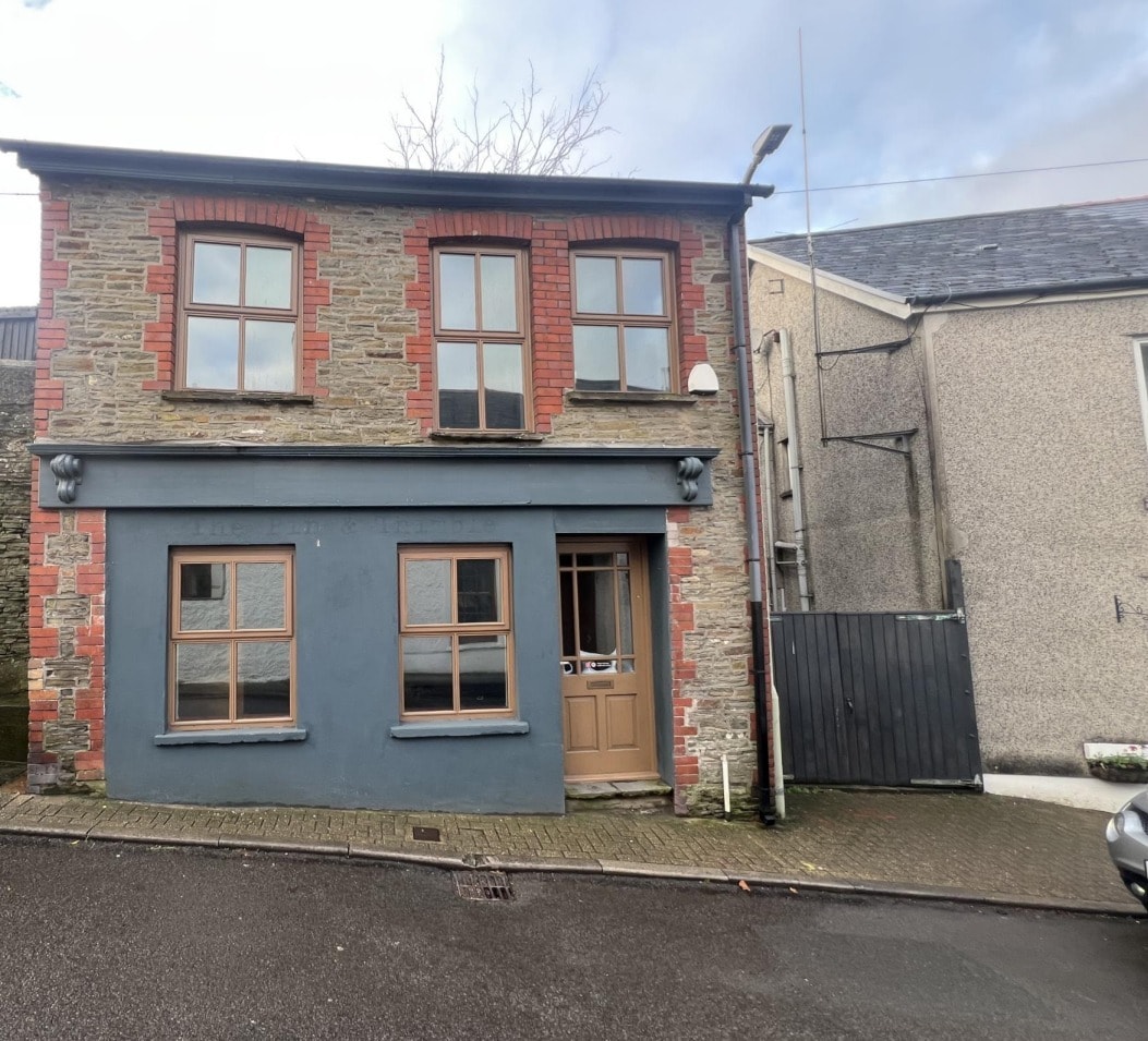 3 Heol-Y-Sarn, Llantrisant à vendre Photo principale- Image 1 de 6