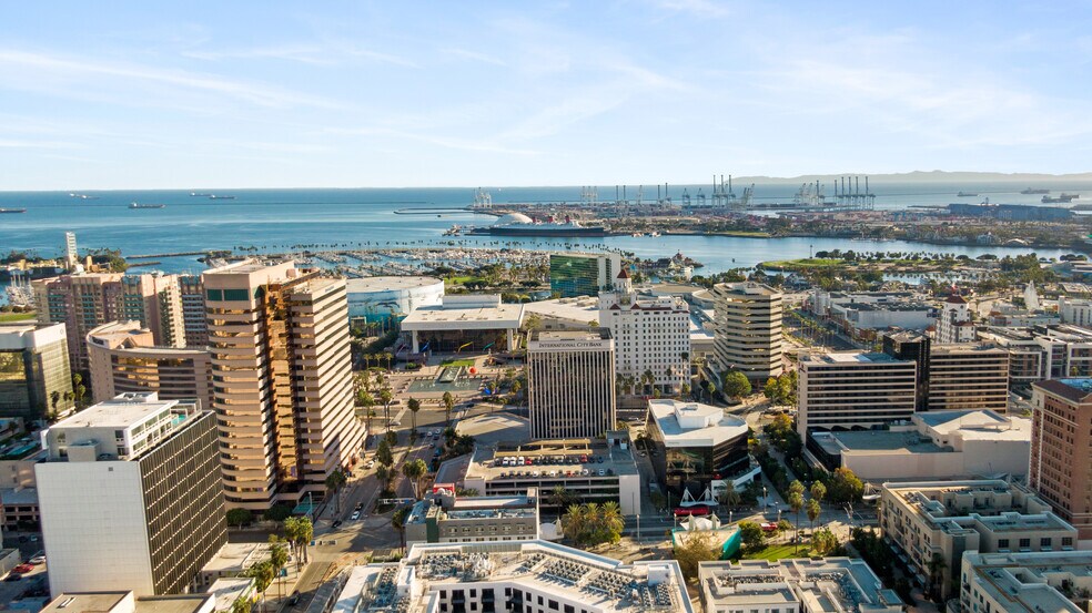 249 E Ocean Blvd, Long Beach, CA à louer - Photo du bâtiment - Image 3 de 17