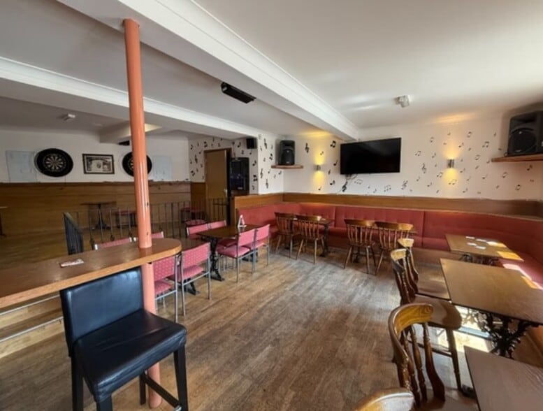 7 Main St, Kinglassie for sale - Interior Photo - Image 3 of 5