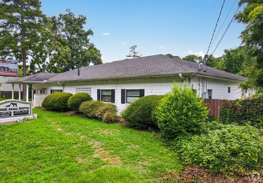 929 S Hill St, Griffin, GA à vendre - Photo du bâtiment - Image 3 de 5