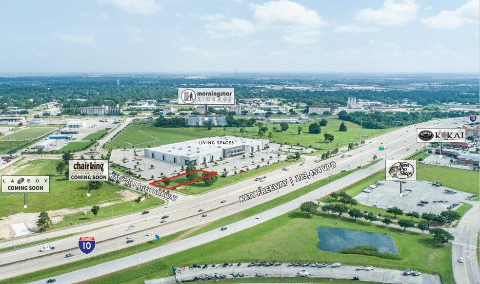 Katy Freeway, Katy, TX à louer - Photo du bâtiment - Image 1 de 2