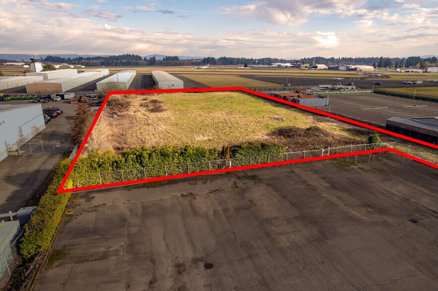 1N229DD00900, Hillsboro, OR à vendre - Photo du bâtiment - Image 2 de 9