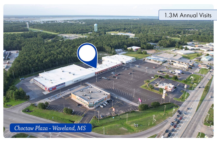 Gulf Coast Shopping Center Port. of 3 portfolio of 3 properties for sale on LoopNet.ca - Building Photo - Image 3 of 17