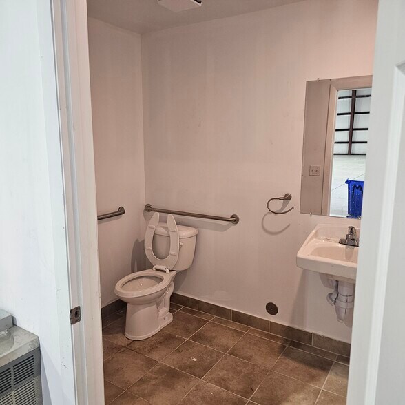 923 Biscayne Blvd, Deland, FL à vendre - Photo intérieure - Image 3 de 8