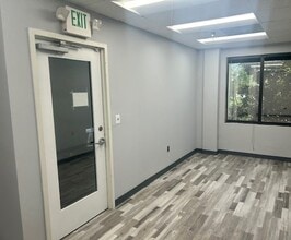 2219 York Rd, Timonium, MD à louer Photo du bâtiment- Image 1 de 8