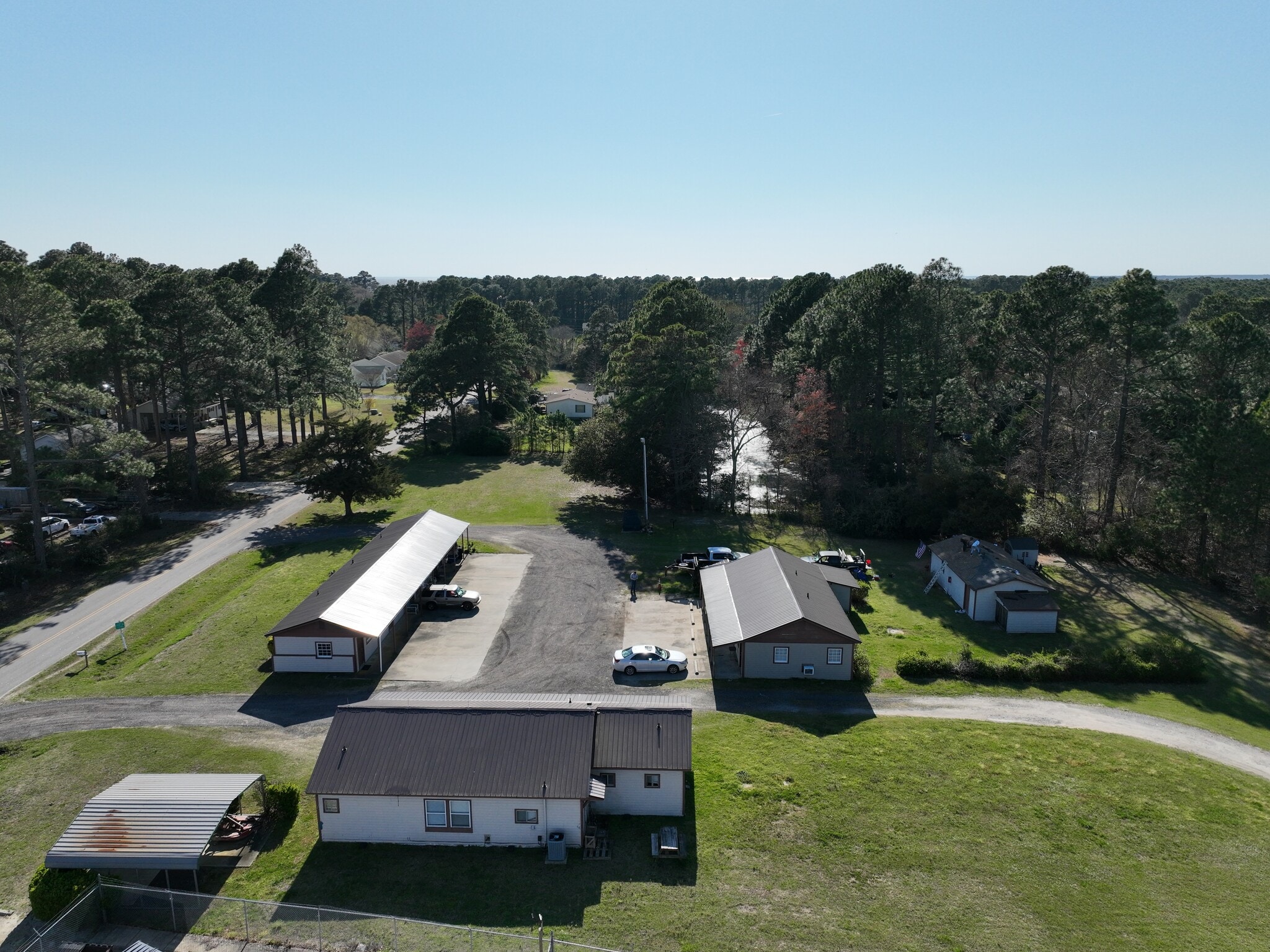 112 N River Dr, Jarvisburg, NC for sale Primary Photo- Image 1 of 26