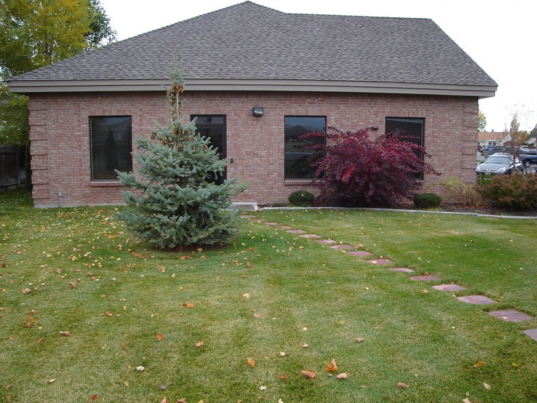 3438 S 15th E, Idaho Falls, ID for sale - Building Photo - Image 2 of 2