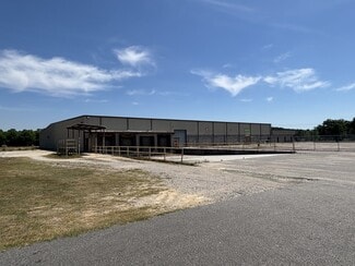 More details for 100 Industrial Rd, Red Springs, NC - Industrial for Sale