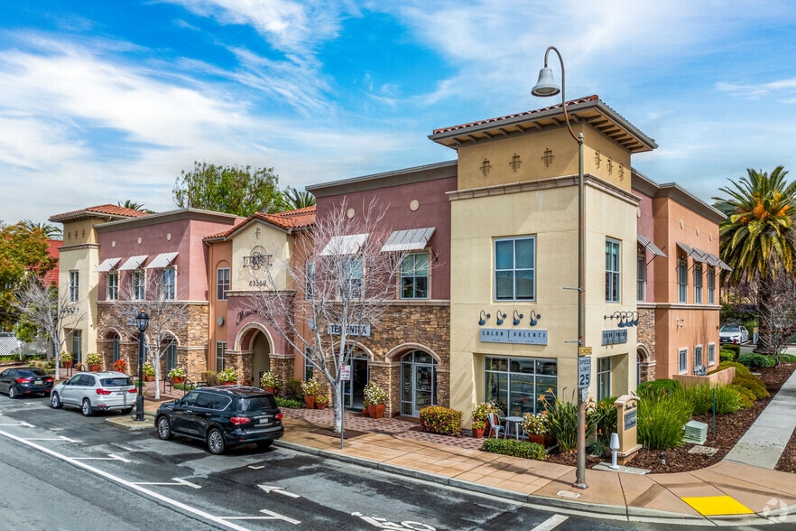 43360 Mission Blvd, Fremont, CA for lease - Primary Photo - Image 1 of 12