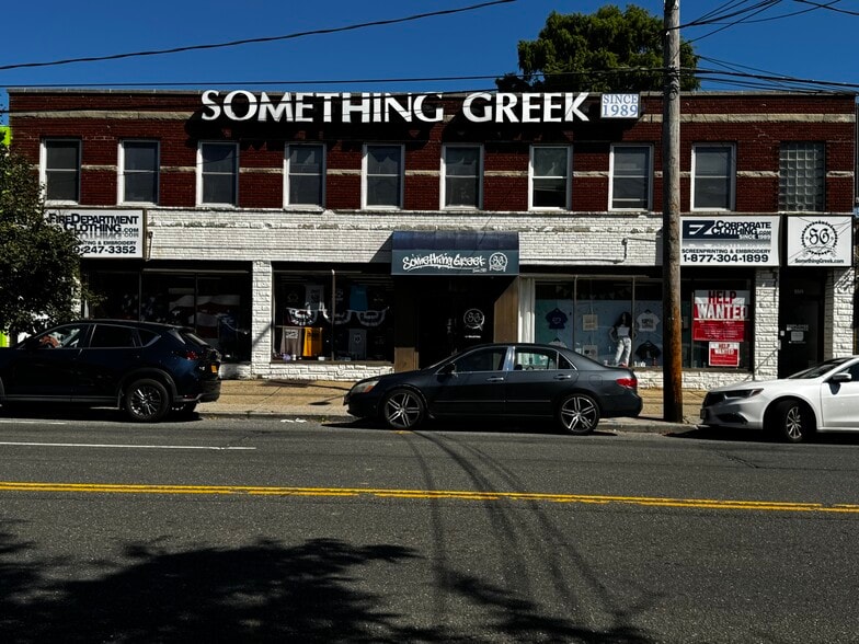 180-186 Hempstead Tpke, West Hempstead, NY for sale - Building Photo - Image 2 of 3