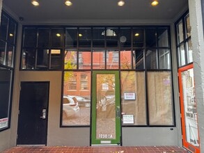 1230 NW Hoyt St, Portland, OR à louer Photo intérieure- Image 2 de 23