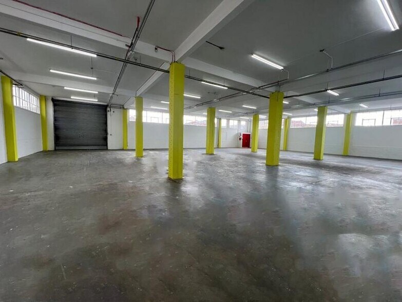 2 Courtenay Rd, Wembley à louer - Photo du bâtiment - Image 1 de 14