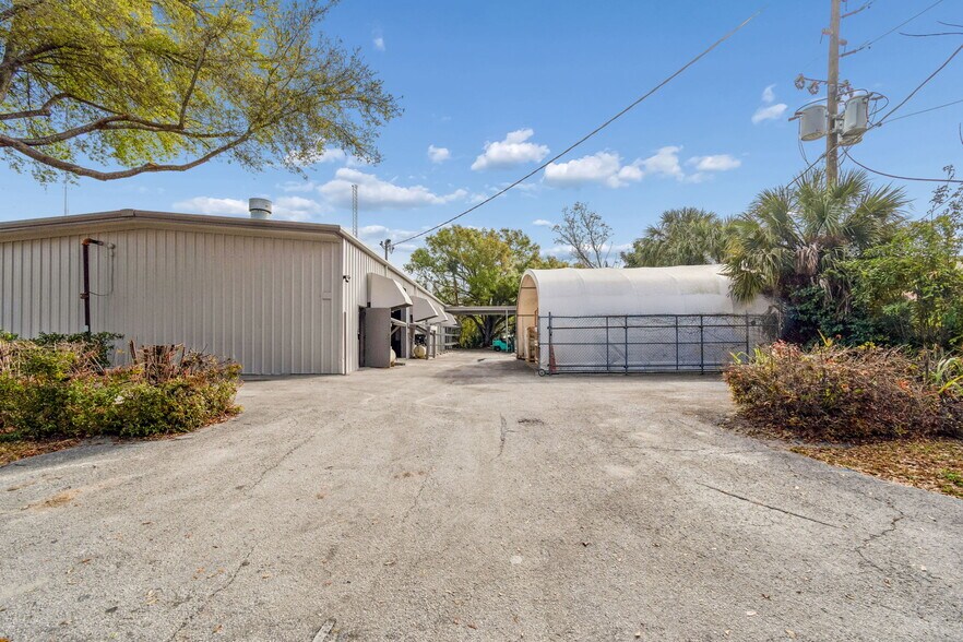 1060 Harbor Lake Dr, Safety Harbor, FL à vendre - Photo du bâtiment - Image 3 de 30