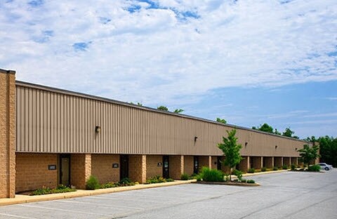 18 Shea Way, Newark, DE for lease Primary Photo- Image 1 of 8