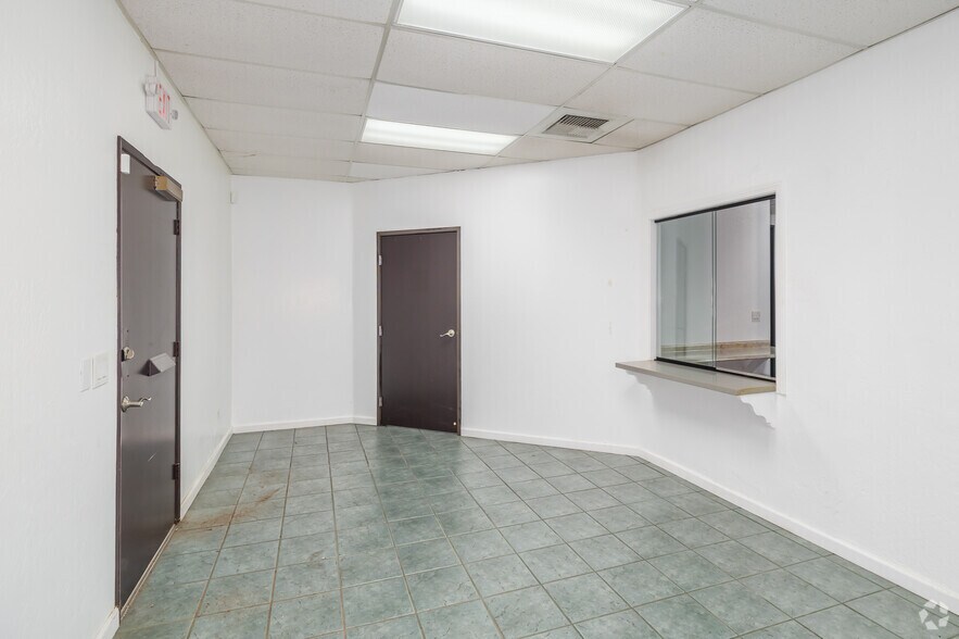 701 Howe Ave, Sacramento, CA à vendre - Photo intérieure - Image 2 de 25