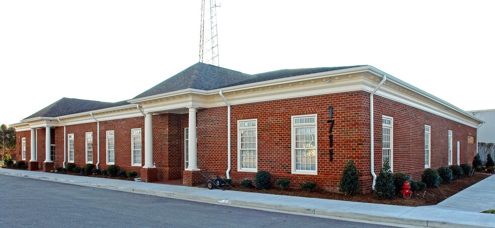 1701 Church St, Norfolk, VA à vendre - Photo du bâtiment - Image 3 de 17