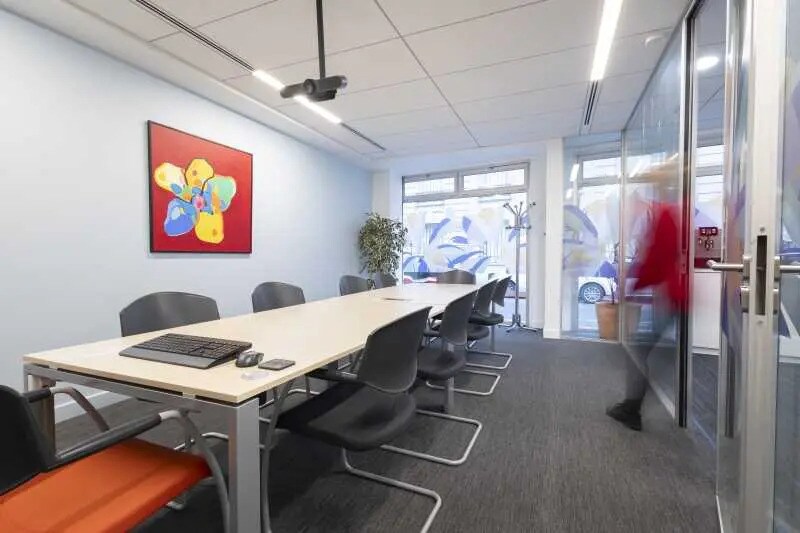 Office in Paris for sale Interior Photo- Image 1 of 7