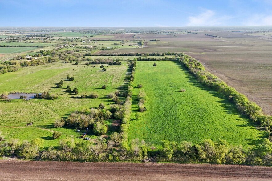 00 FM 901, Collinsville, TX à vendre - Photo du bâtiment - Image 3 de 9