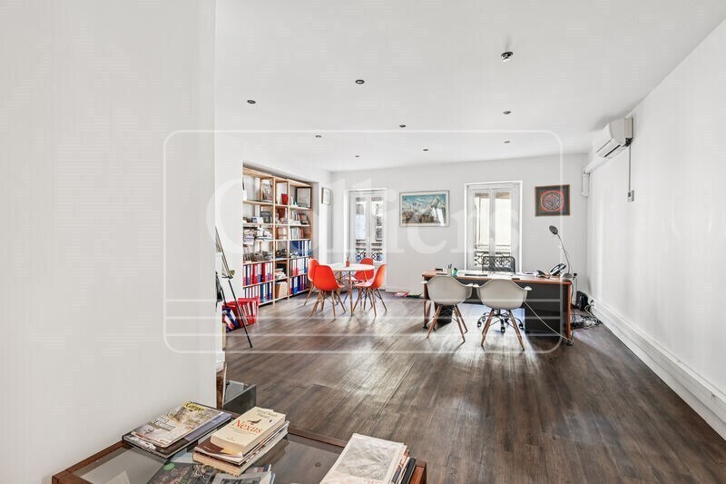 8 Boulevard Louis Salvator, Marseille for sale - Interior Photo - Image 2 of 13