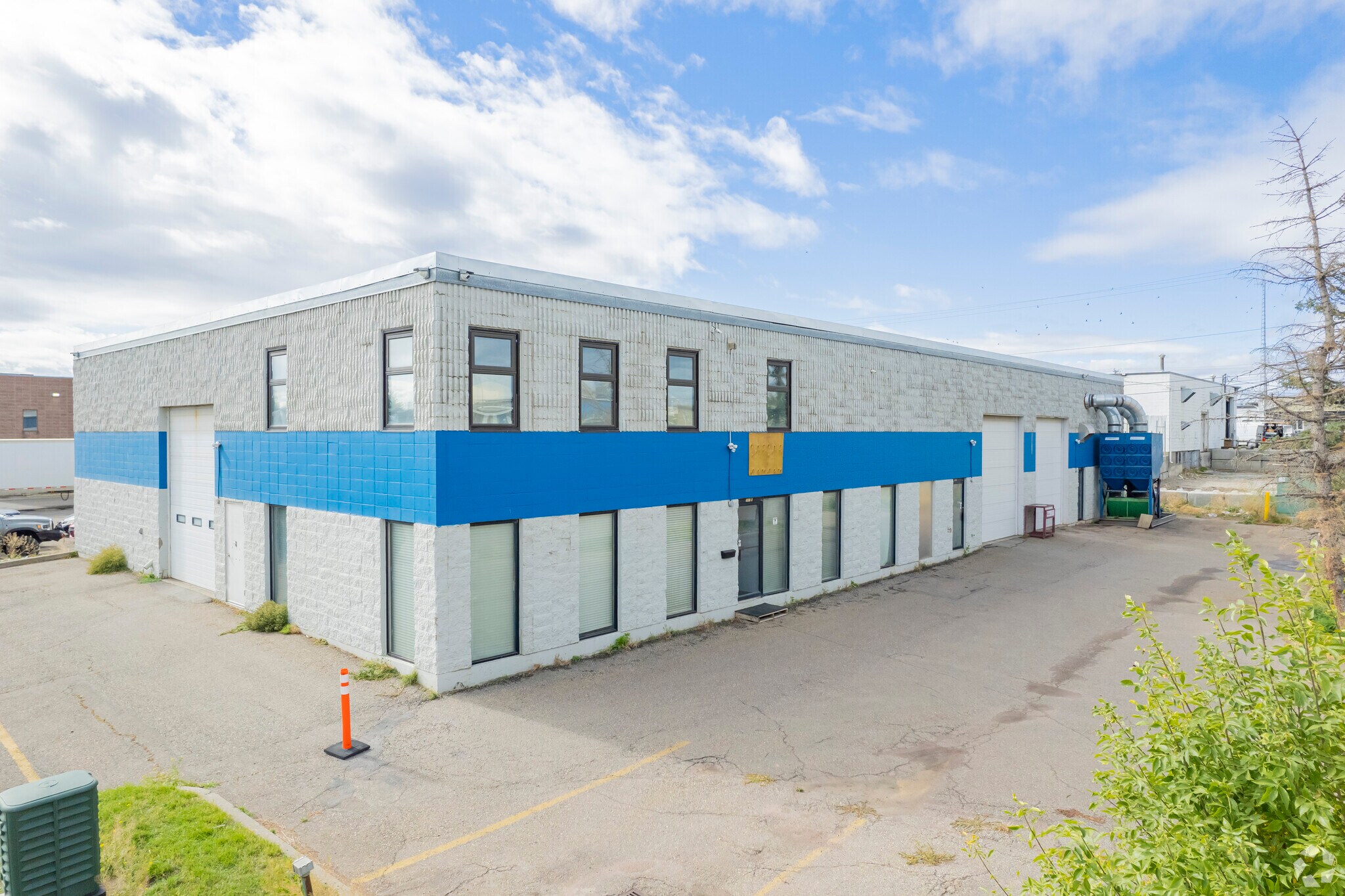 3801 16th St SE, Calgary, AB for sale Primary Photo- Image 1 of 1