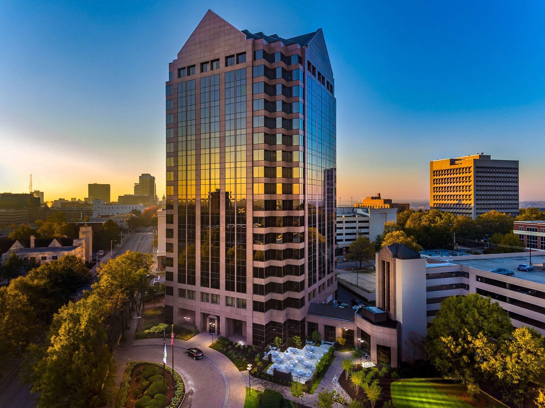 1901 Main St, Columbia, SC for lease Building Photo- Image 1 of 13