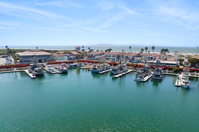 Plus de détails pour 1449-1691 Spinnaker Dr, Ventura, CA - Commerce de détail à louer