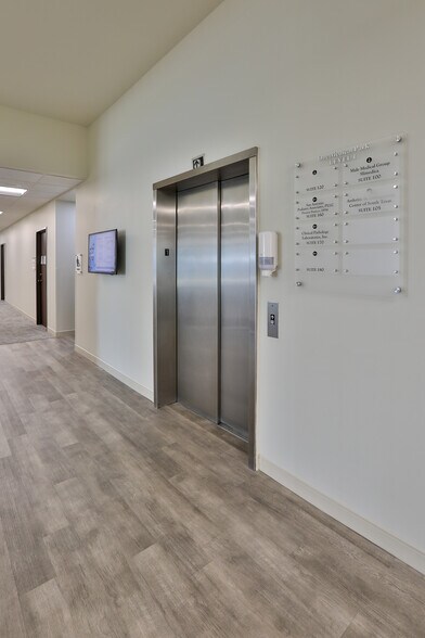 14615 San Pedro Ave, San Antonio, TX à louer - Photo intérieure - Image 3 de 19