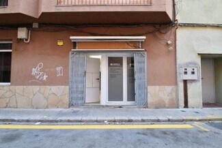 Plus de détails pour Multi-résidentiel à vendre