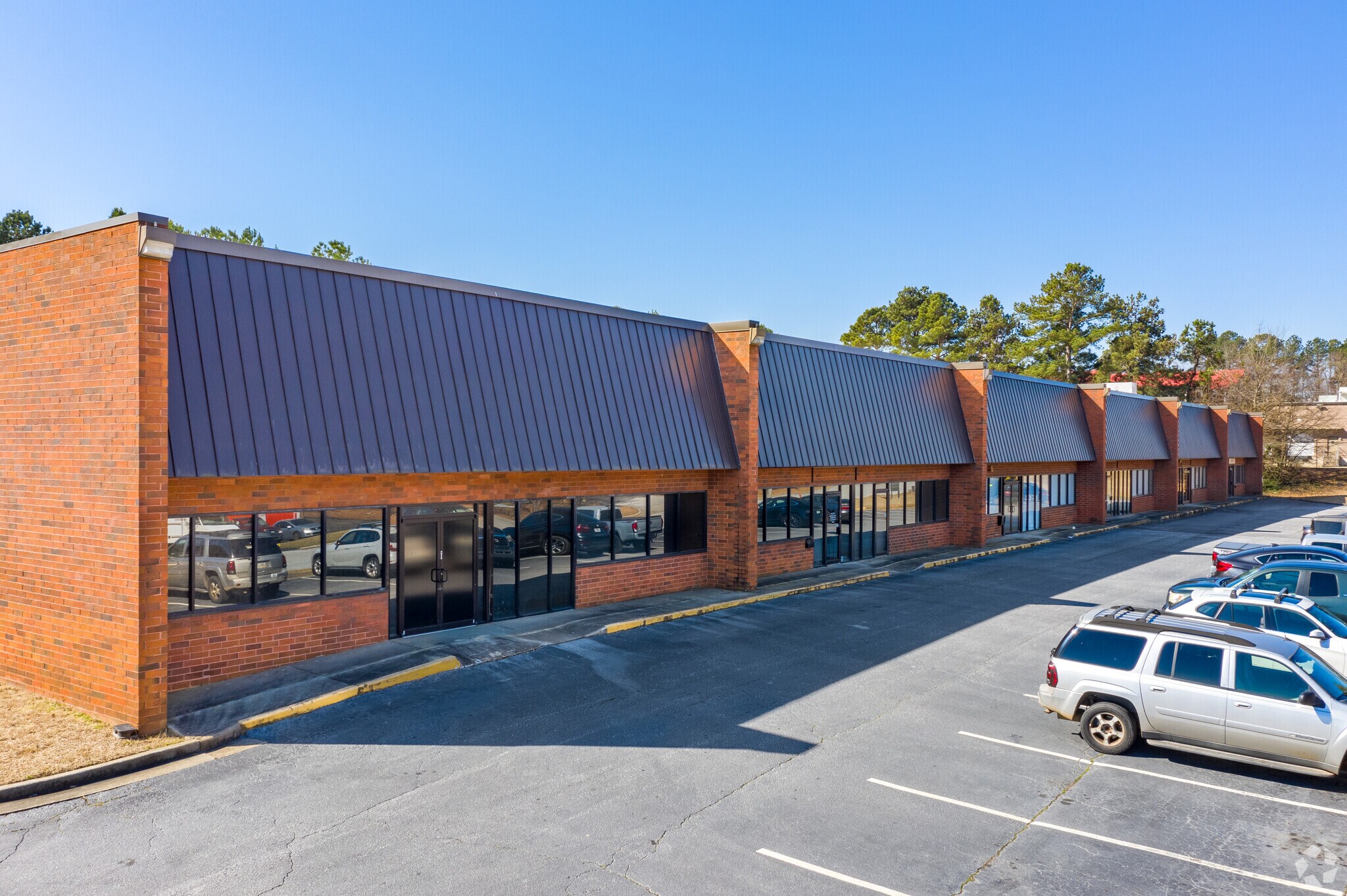 4690 Hammermill Rd, Tucker, GA for lease Building Photo- Image 1 of 6