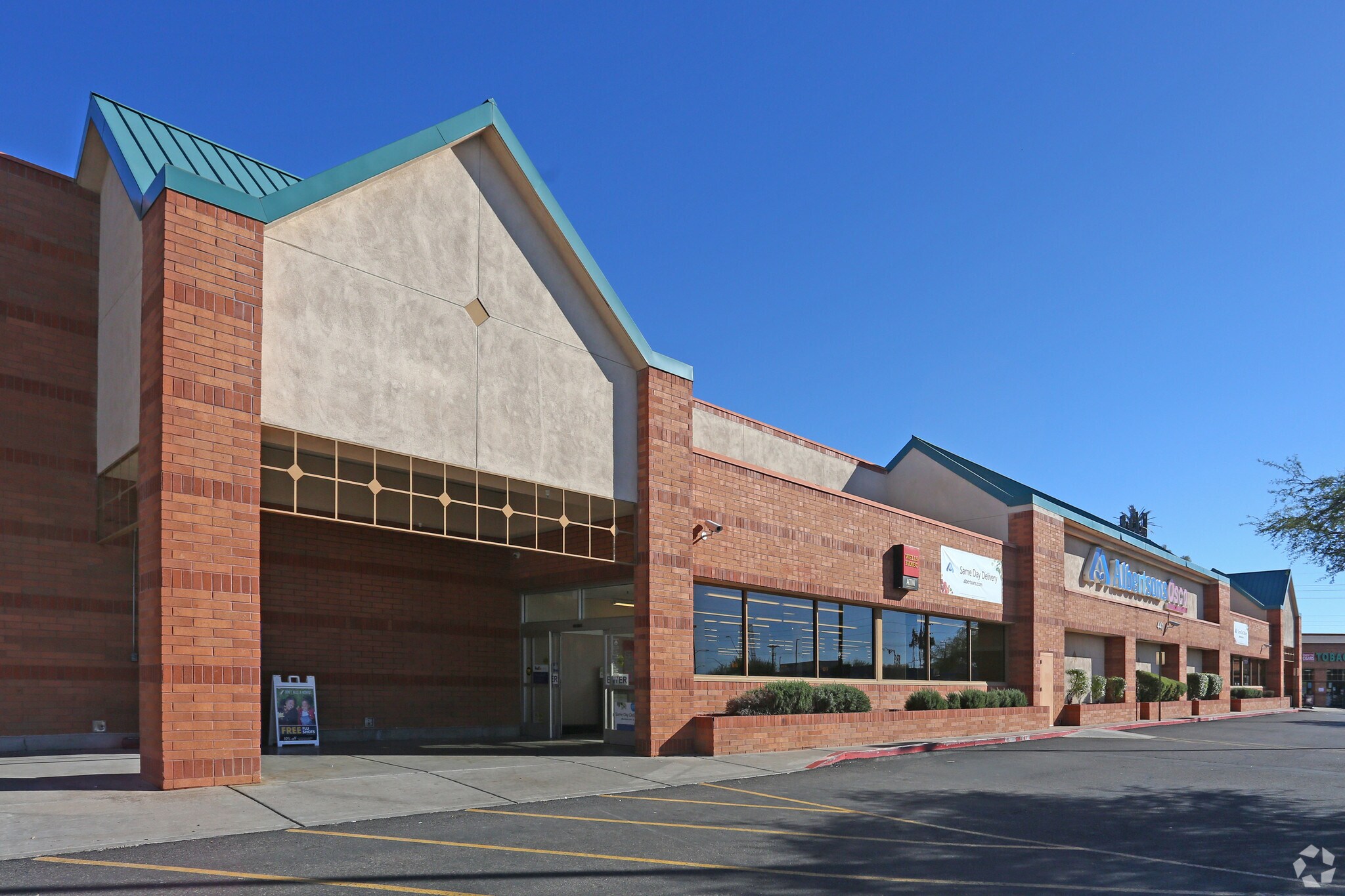 415-441 N Val Vista Dr, Mesa, AZ for lease Primary Photo- Image 1 of 5