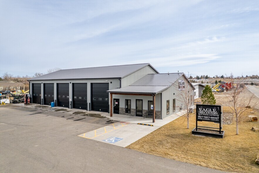528 Blackburn St, Cody, WY à vendre - Photo du bâtiment - Image 2 de 52