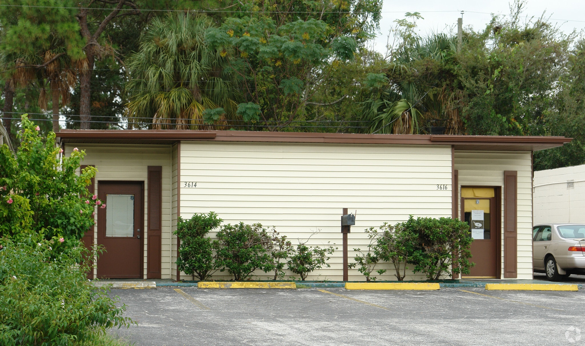 3614 S Manhattan Ave, Tampa, FL à vendre Photo principale- Image 1 de 4